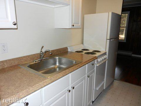 104 Little Pond Cir #103 - Photo 2 of 4