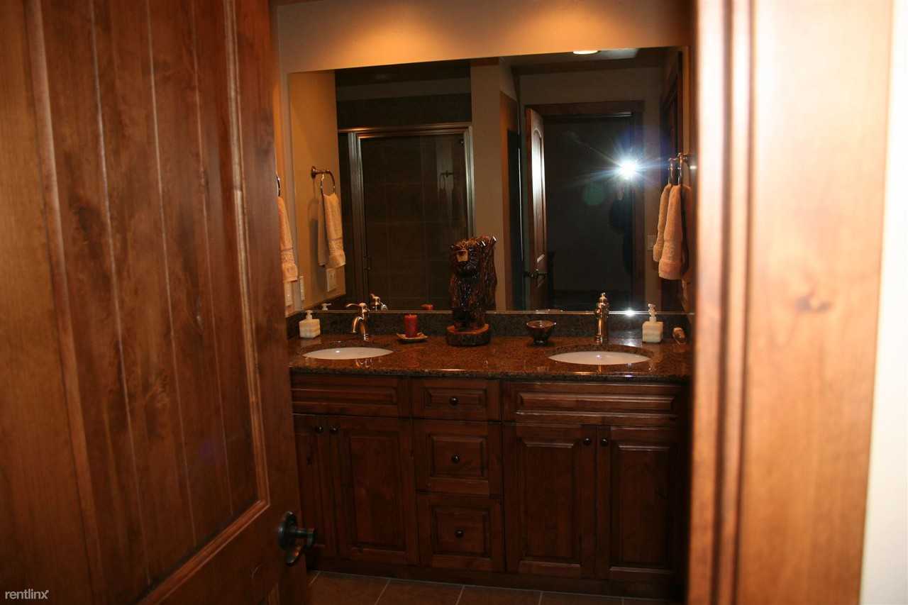 6009 Wengen Place, - Photo 3 of 18
