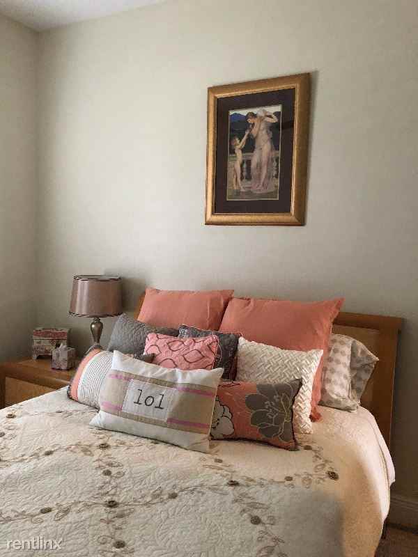 19132 Whispering Pines Dr - Photo 2 of 6