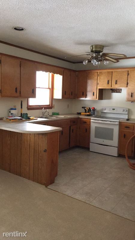 109 Fairview Dr - Photo 2 of 9