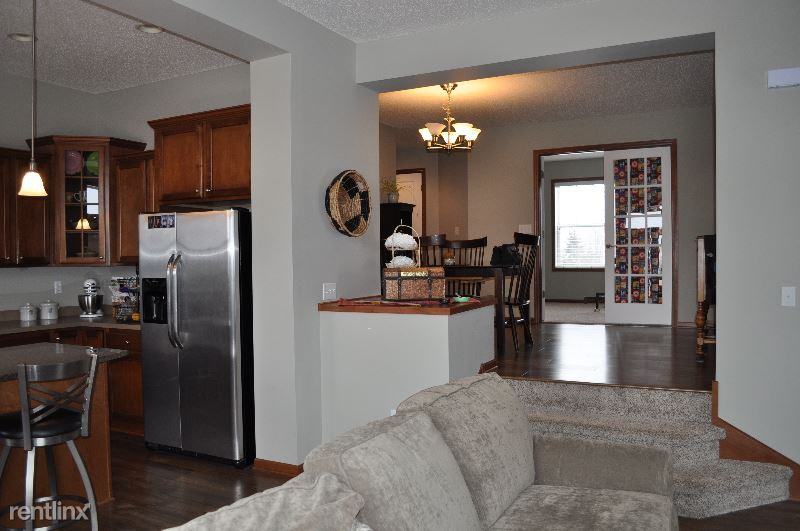 5011 Ross Ln - Photo 2 of 25