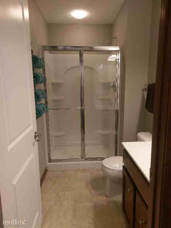 5011 Ross Ln - Photo 3 of 25