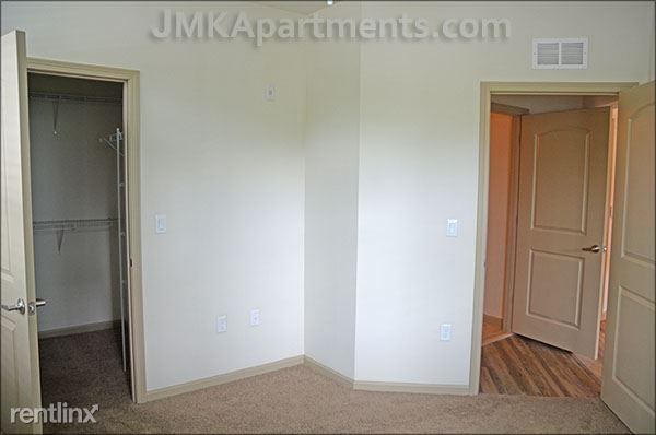 4545 Pga Blvd - Photo 3 of 8