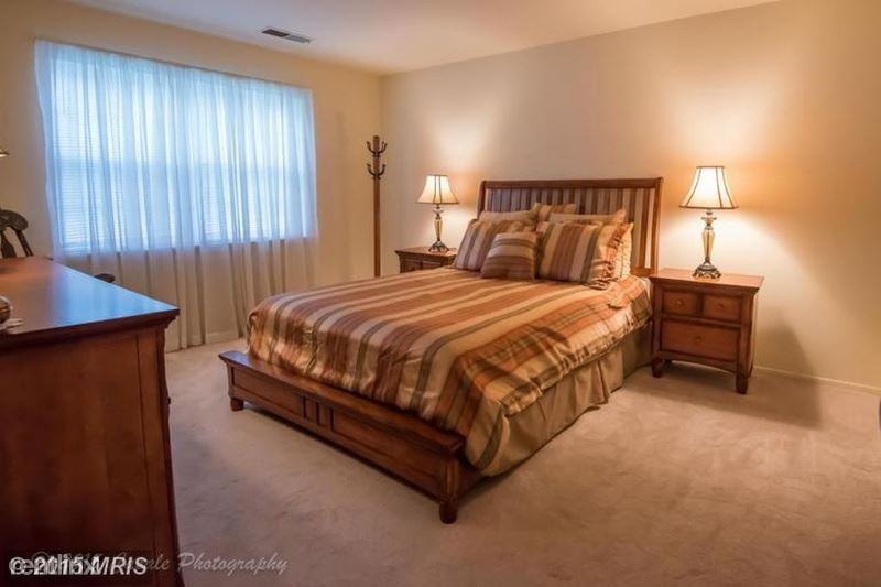 219 Crocker Dr - Photo 2 of 2