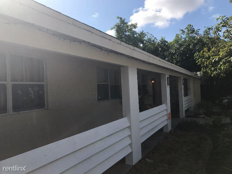 514 NE 25th St, Wilton Manors, FL 33305 3 Bedroom Apartment for Rent