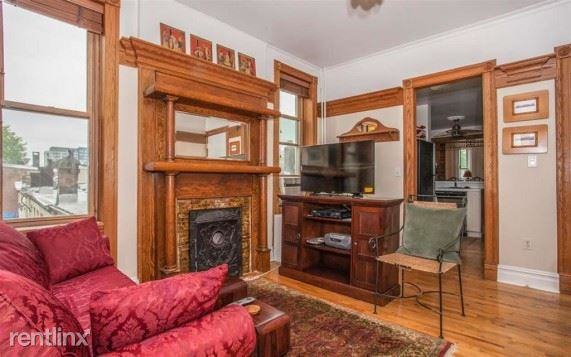 1114 Park Ave - Photo 3 of 10