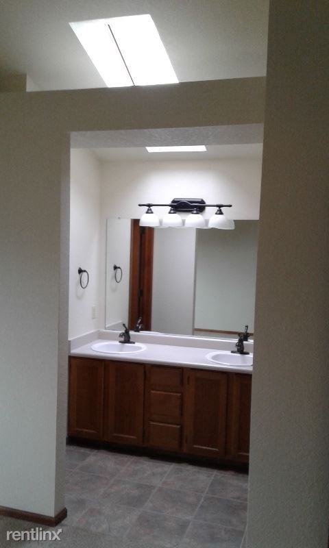 4116 Stonegate Ct - Photo 2 of 50