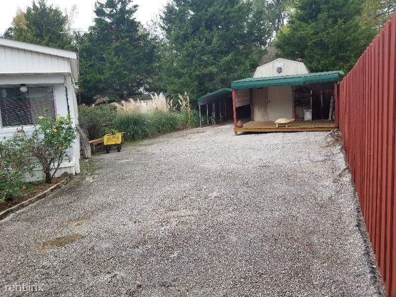 1705 Bomar St - Photo 2 of 13