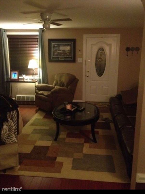 681 Clymer Ln - Photo 3 of 15