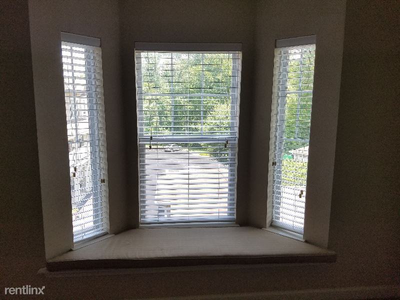 2756 Mcknight Crossing Ct - Photo 2 of 17