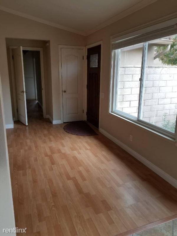 10615 Dogwood Way - Photo 2 of 7