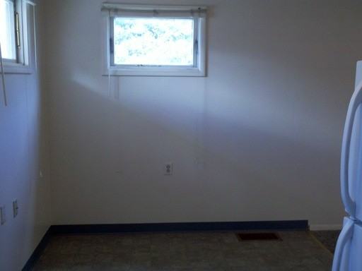 129 Jefferson St - Photo 2 of 7