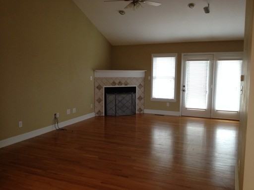 6633 Edwards Farm Ln - Photo 3 of 10