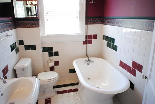 1510 Jarvis St SW - Photo 2 of 20