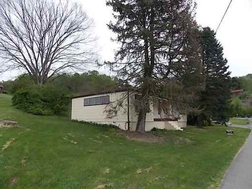 116 Fire Hall Rd - Photo 3 of 13