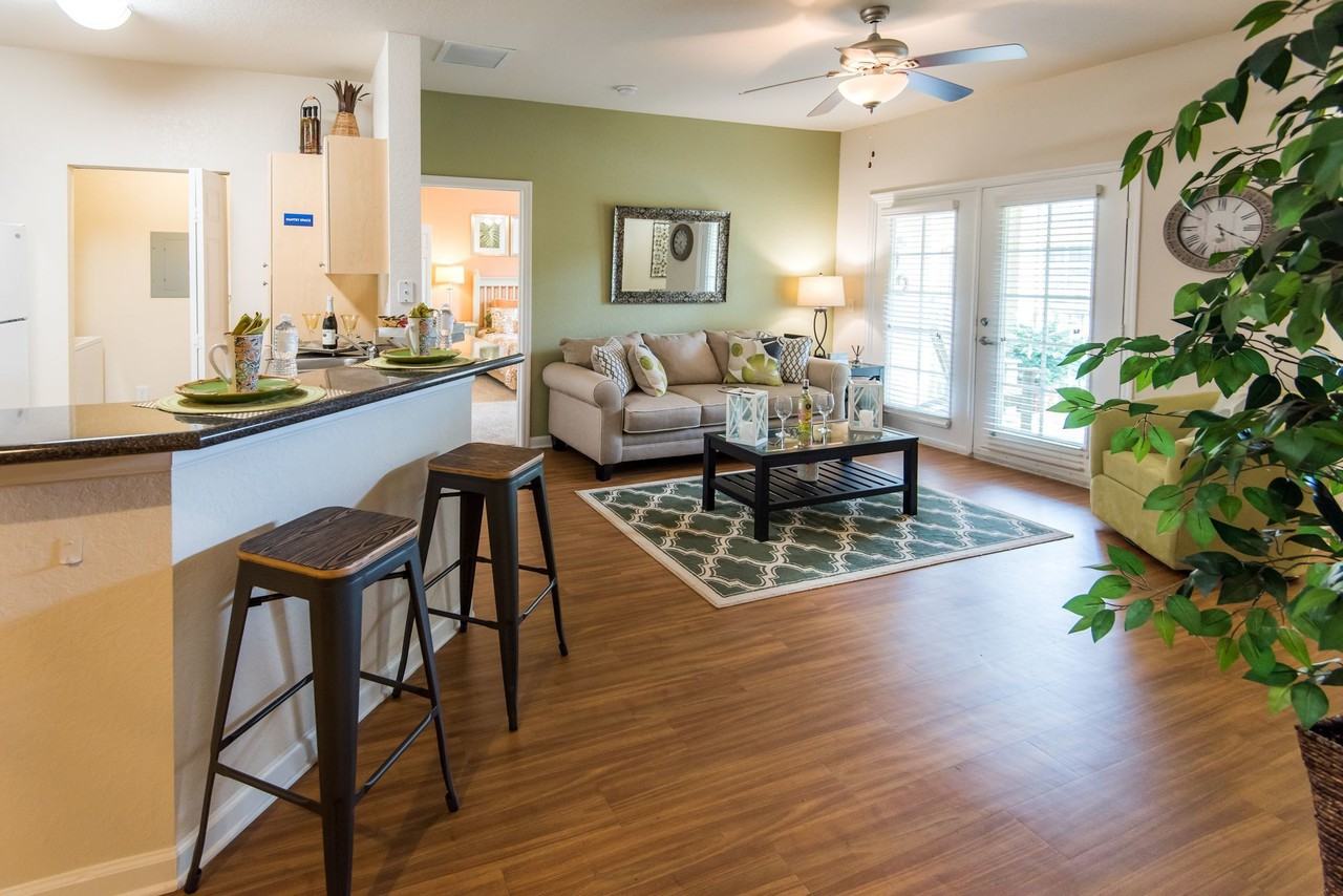 Citrus Tower - Photo 2 of 20