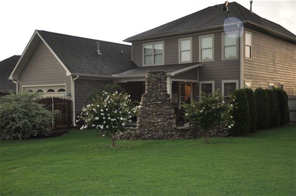 8205 Hinkle Cir NW - Photo 3 of 10