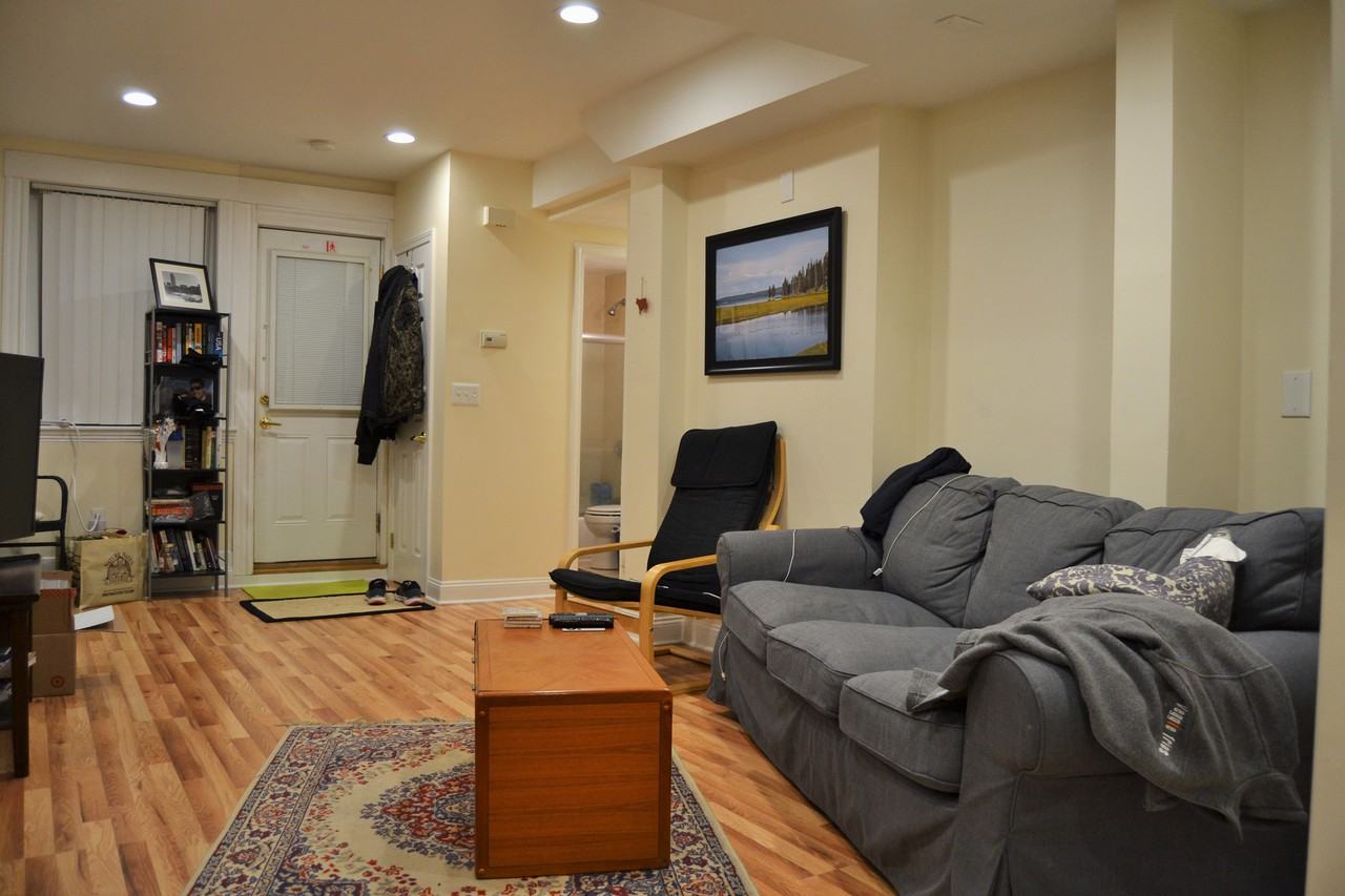 191 Winthrop Road - Photo 2 of 10