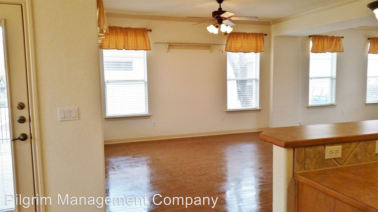 108 Concho Trail - Photo 3 of 28