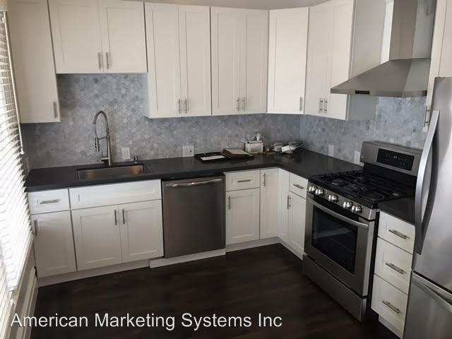 1996 Grove St - Photo 3 of 21