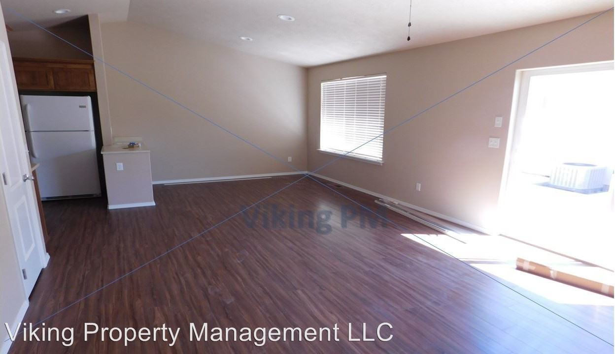 NW 2nd & Meadow Lakes Dr. - Photo 2 of 8