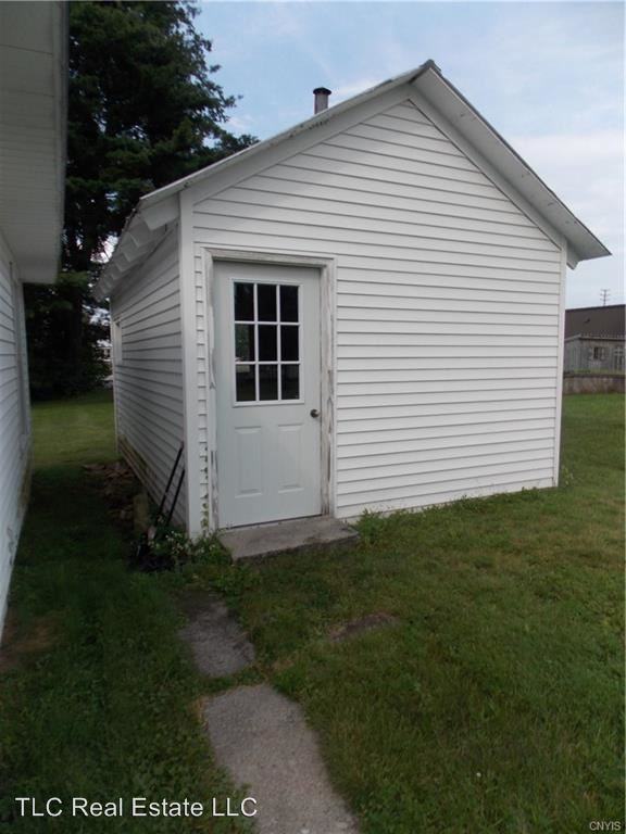 443 S Clinton St - Photo 3 of 25