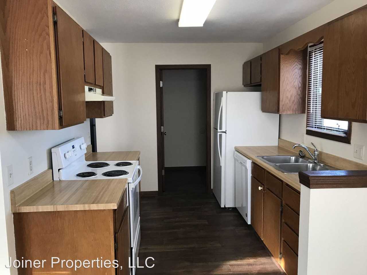 5840 Cherry Place - Photo 3 of 8