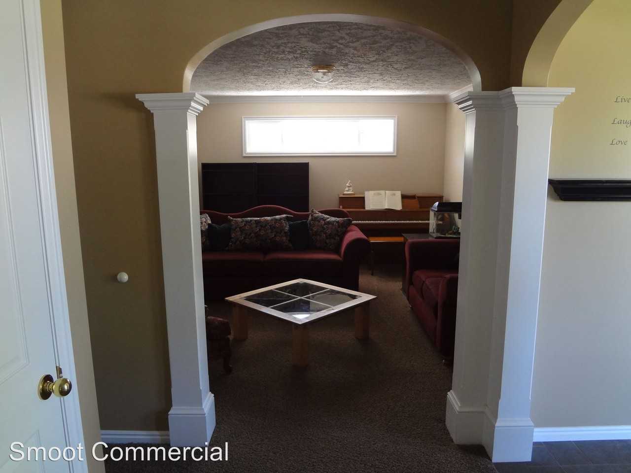 463 S 400 E - Photo 3 of 14