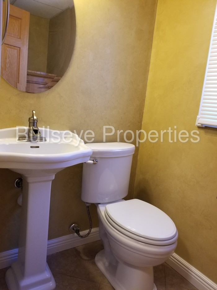 11712 Galtier Dr - Photo 3 of 28