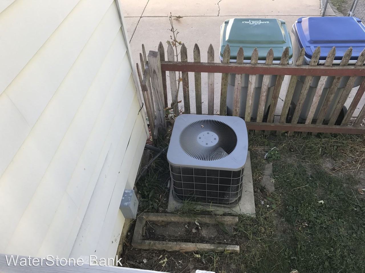 2562 S 69th St - Photo 2 of 12