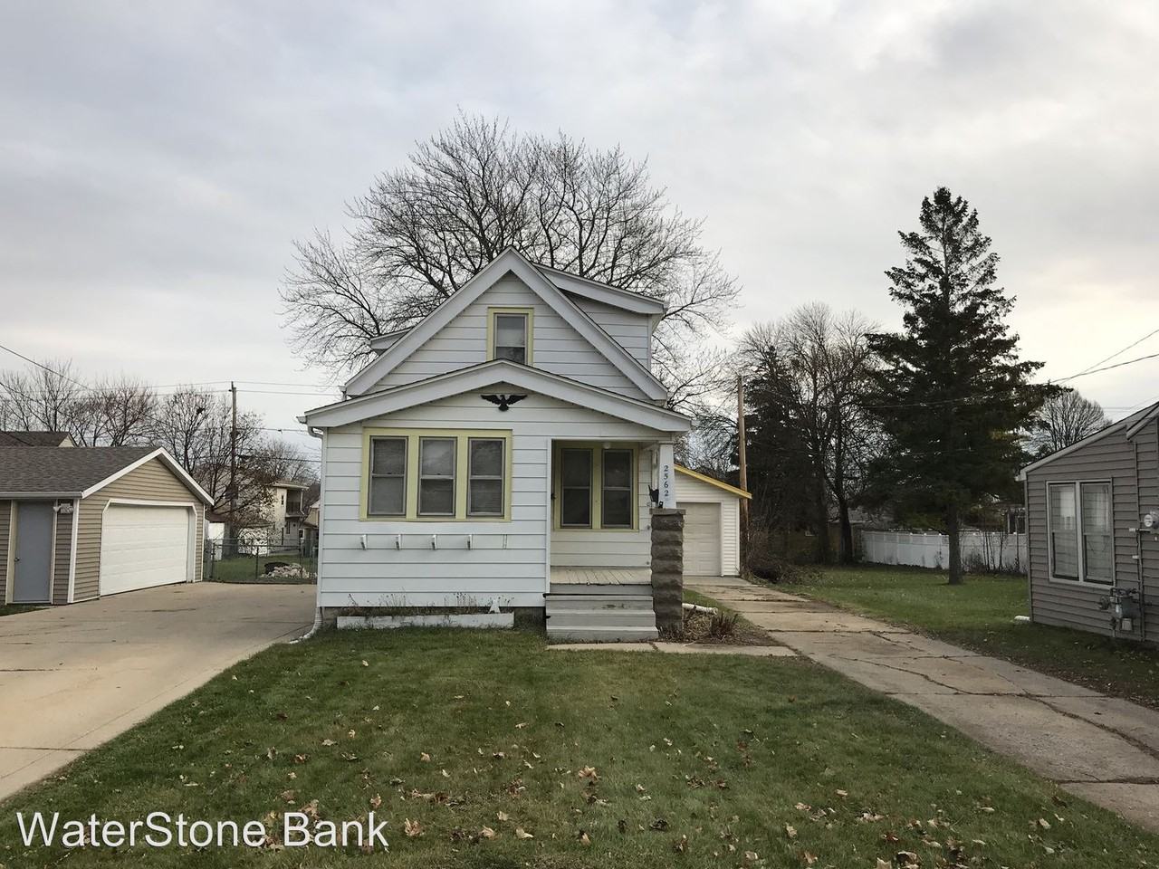 2562 S 69th St - Photo 3 of 12