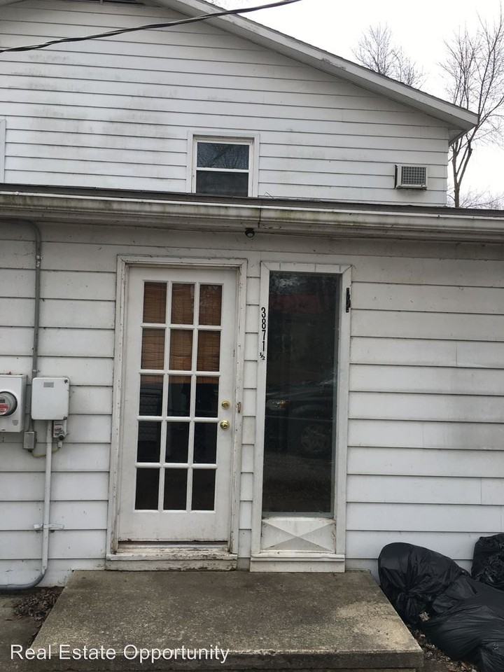 3871 S Bank Rd NE - Photo 2 of 43