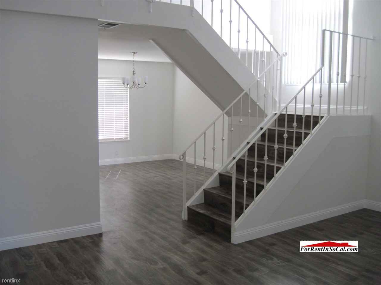 8362 Sparrow Ln - Photo 3 of 31