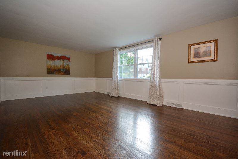 2041 Menold Dr - Photo 2 of 24