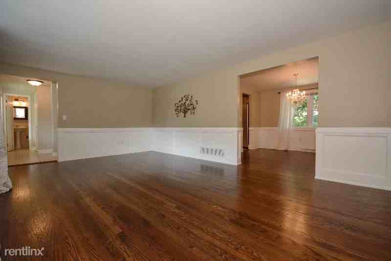 2041 Menold Dr - Photo 3 of 24