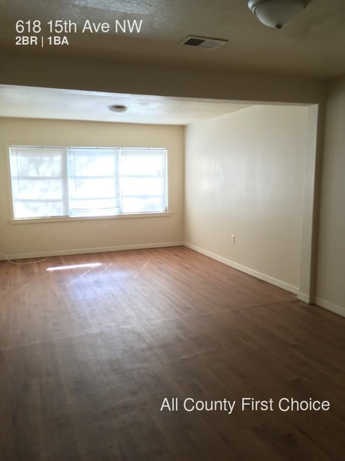 618 15th Ave NW - Photo 2 of 10