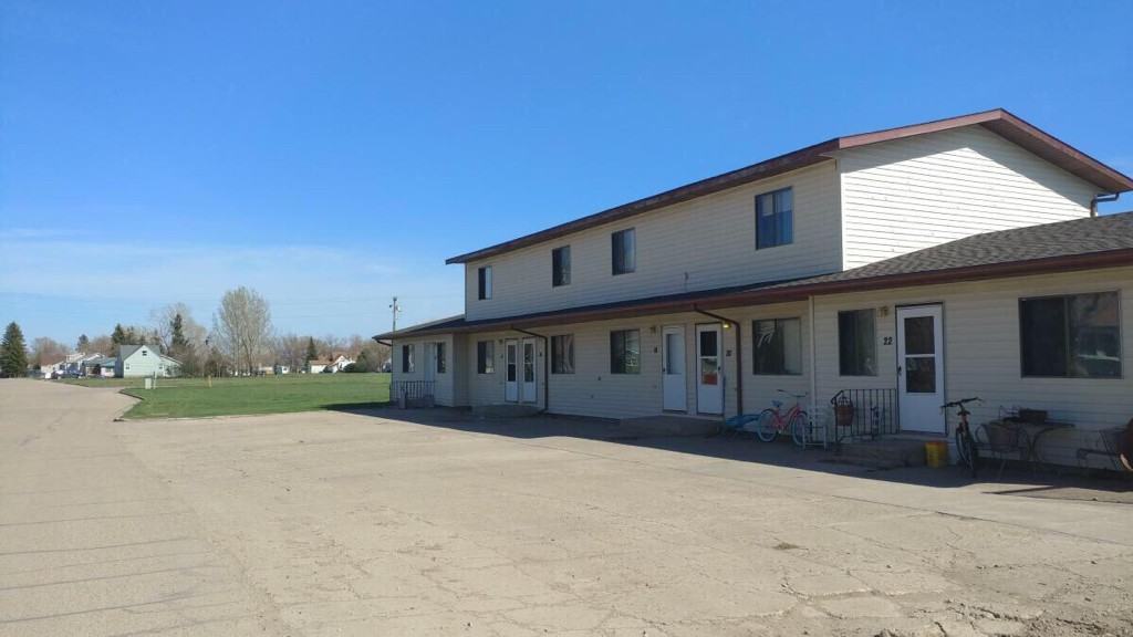 22 4th Avenue Northwest 22, Crosby, ND 58730 2 Bedroom Apartment for