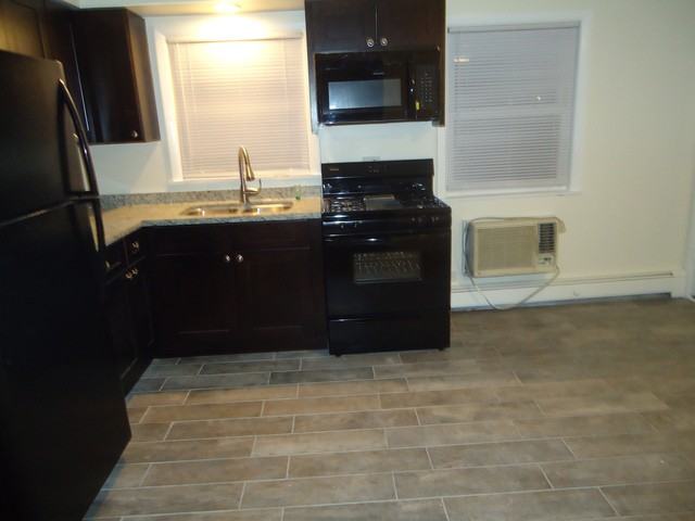 7323 W 79th St #c - Photo 3 of 12