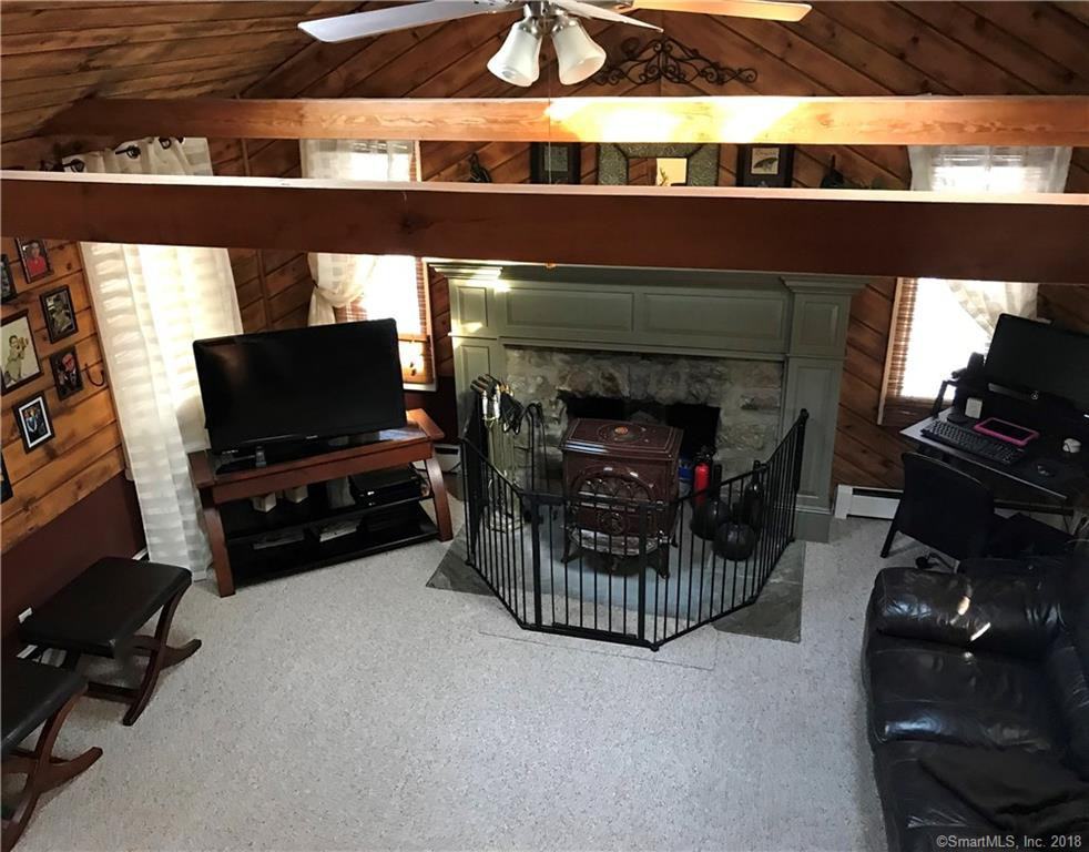 37 Rockwood Ln - Photo 3 of 21