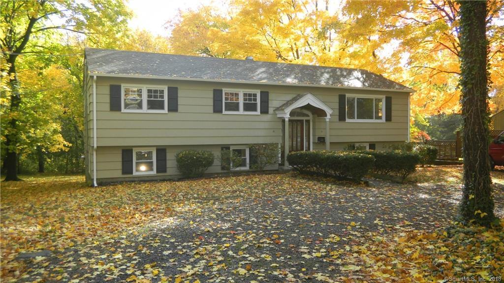 15 Meadow St - Photo 2 of 13