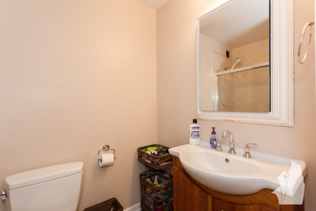 1636 North Wells Street - Photo 2 of 8