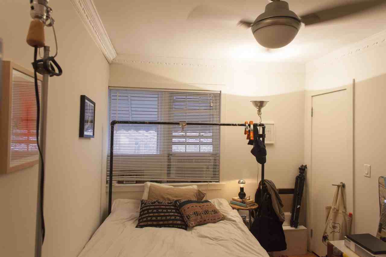 1661-1665 Cornelia Street - Photo 2 of 6