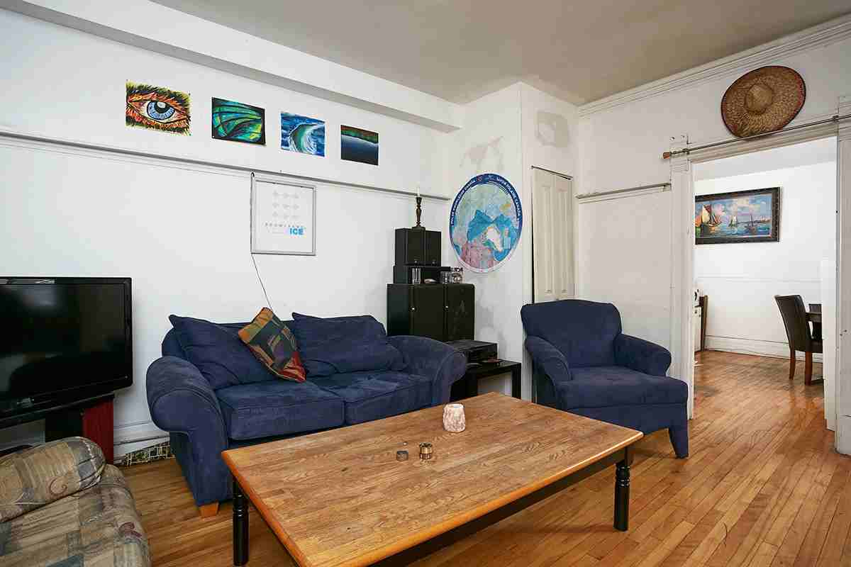 4467 Rue Saint-Dominique - Photo 2 of 16