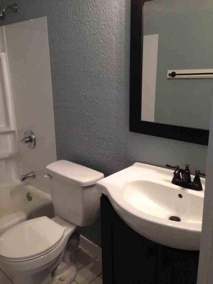 376 South 18th Street #C - Photo 2 of 5