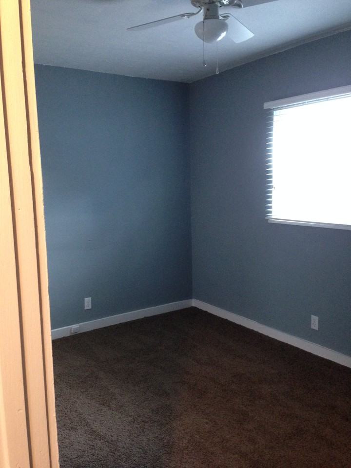 376 South 18th Street #C - Photo 3 of 5