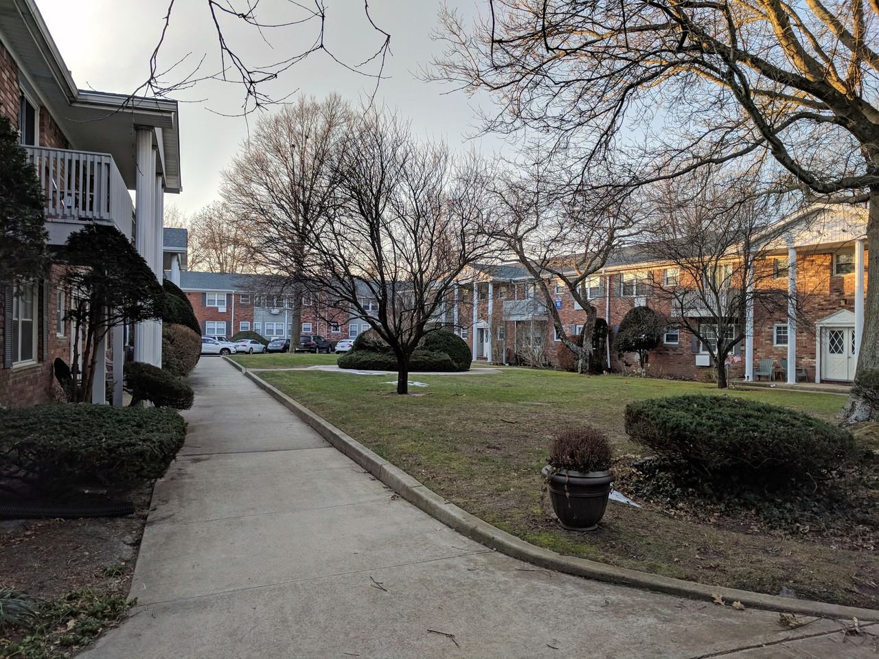 244 Fair Harbor Drive - Photo 2 of 12