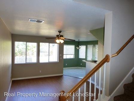 1508 Parkfield Cir - Photo 2 of 14