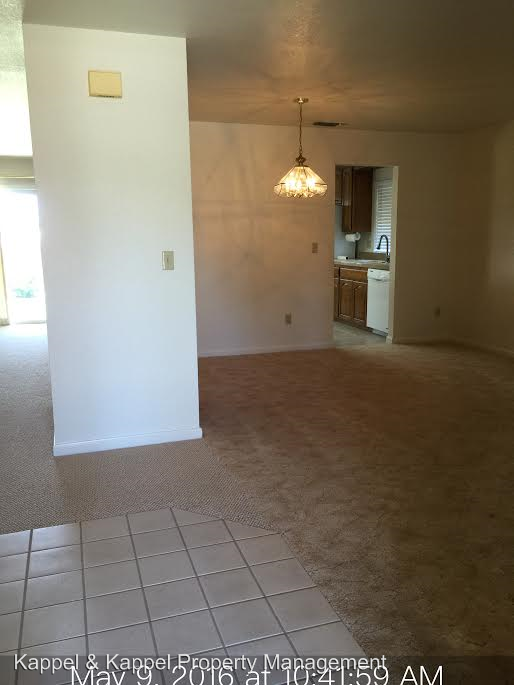 1345 Hillview Dr - Photo 3 of 19