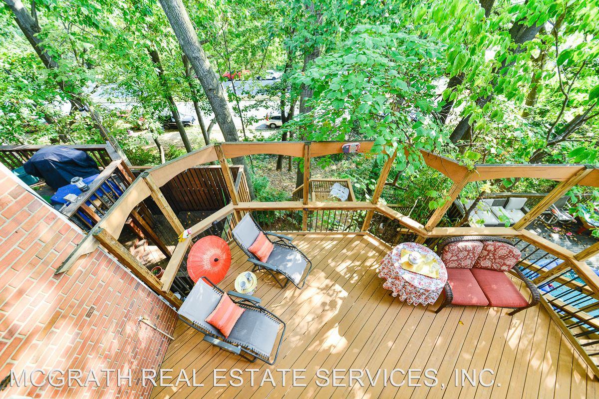 916 S George Mason Dr - Photo 3 of 46