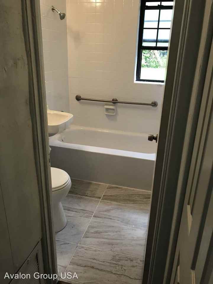 1803 Wofford Ave - Photo 3 of 12